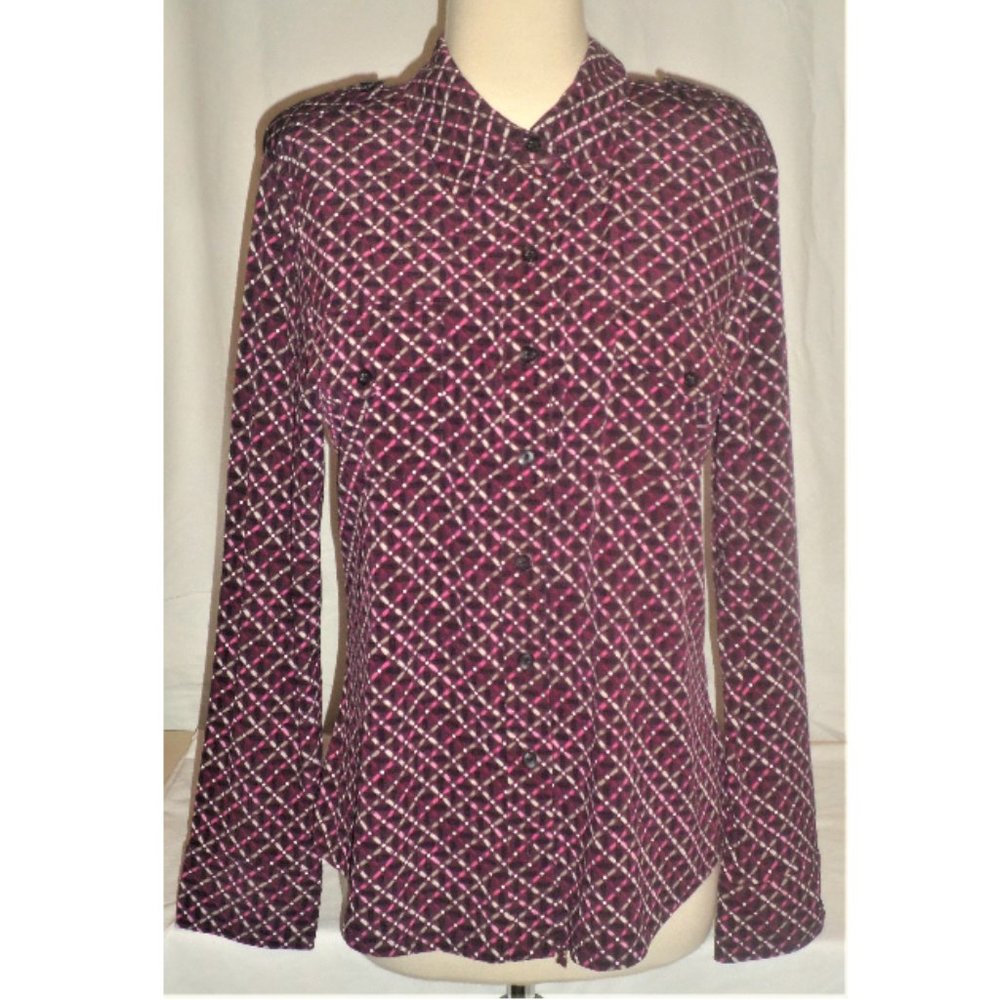 stretch blouse with epaulettes & long sleeves